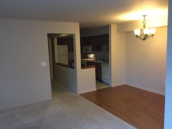 2nd image of 112 Pinewood Dr