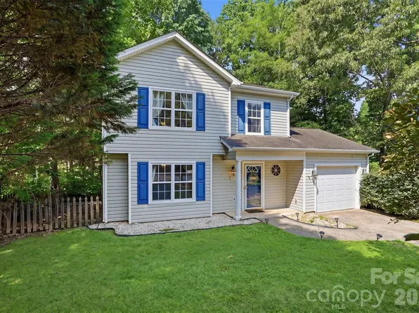 131 Scotch Irish Ln, Troutman, NC 28166