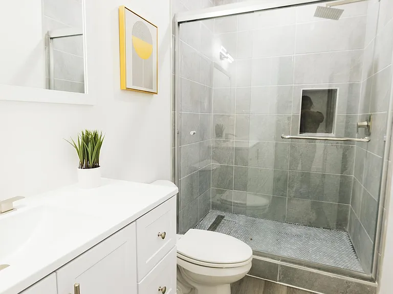 1400 W Wisconsin Rd #2 — Photo 26