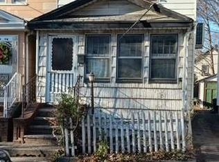 8914 85th St, Woodhaven, NY 11421