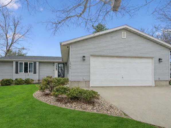 1665 Knoll Ct, Ely, IA 52227