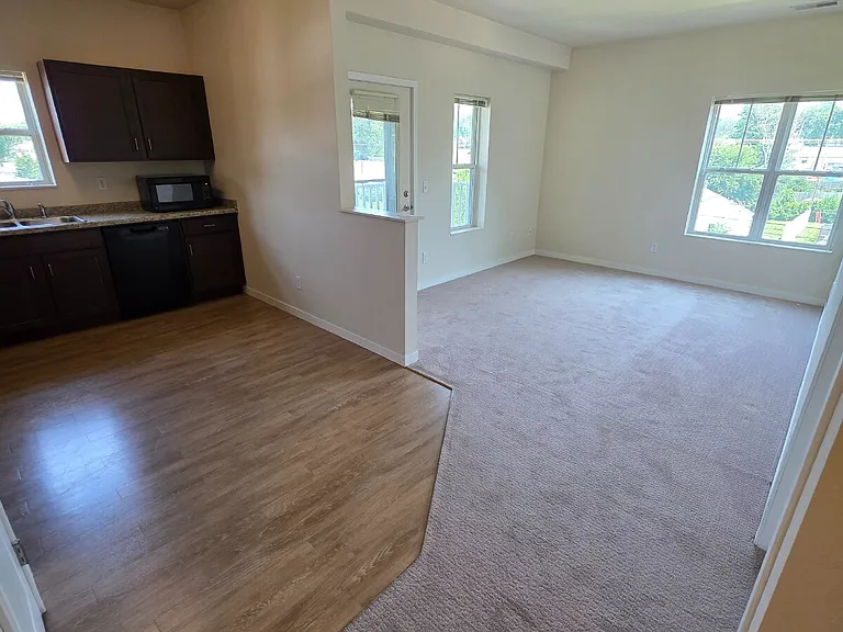 1415 Center Point Rd NE #301 — Photo 1