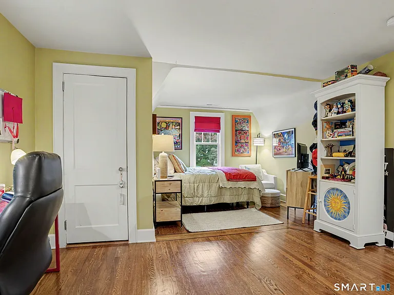 46 Valleywood Rd — Photo 23