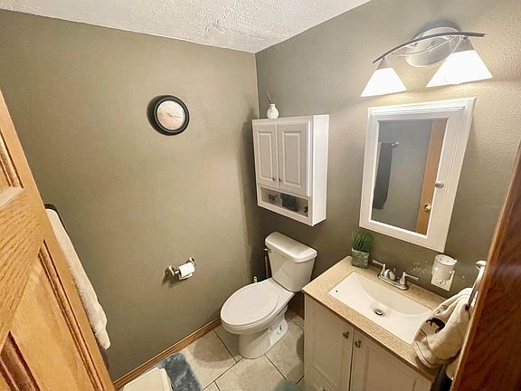 5th image of 1208 Keokuk Ave