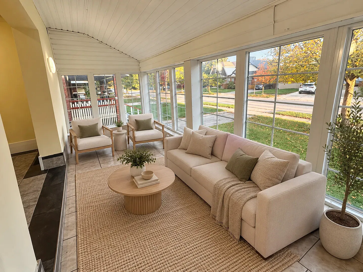 3 bed, 1199 sqft, $1,800 — Photo 4