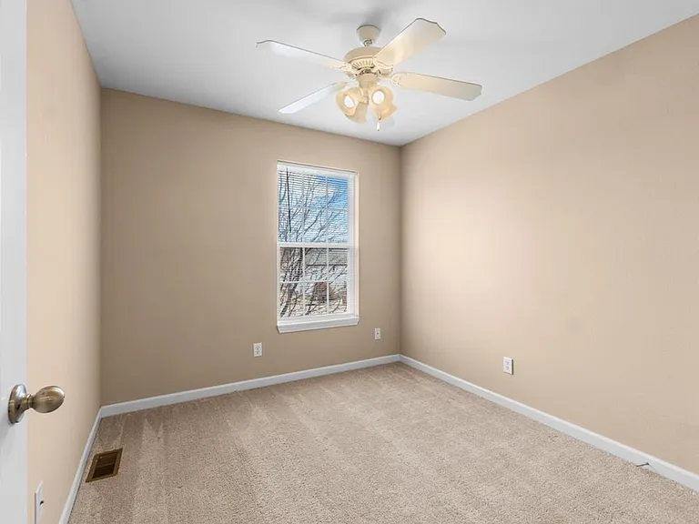 2862 Larkspur Ct — Photo 20