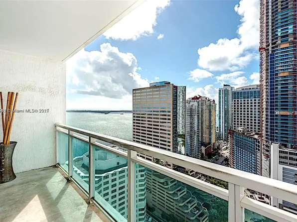 950 Brickell Bay Dr APT 2909, Miami, FL 33131
