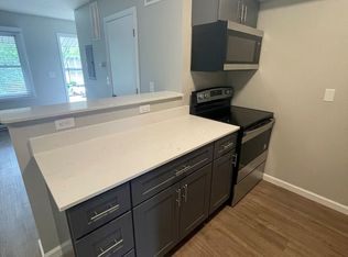 Birch Street Apartments, Champaign, IL 61820