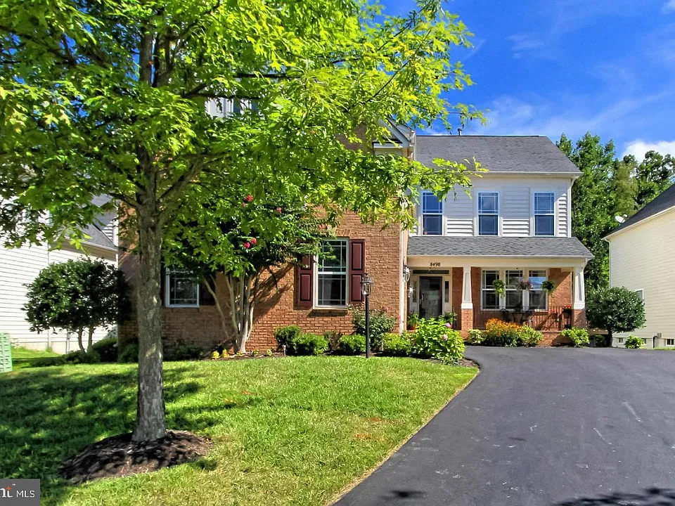 8498 Indian Paintbrush Way