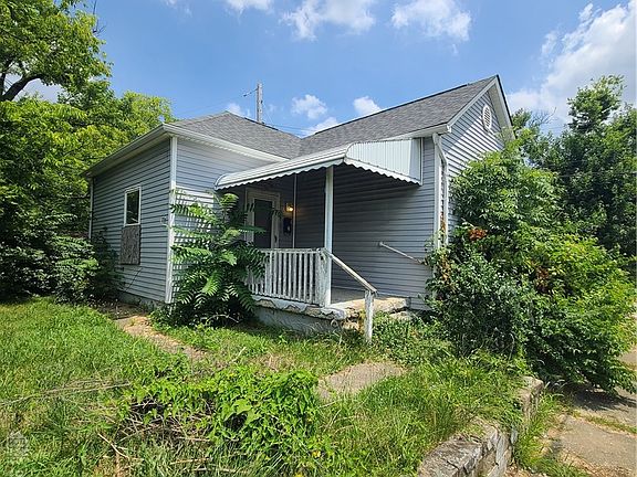 2nd image of 713 Edison St