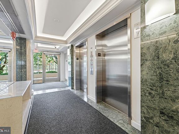 5th image of 2301 N N St NW #302