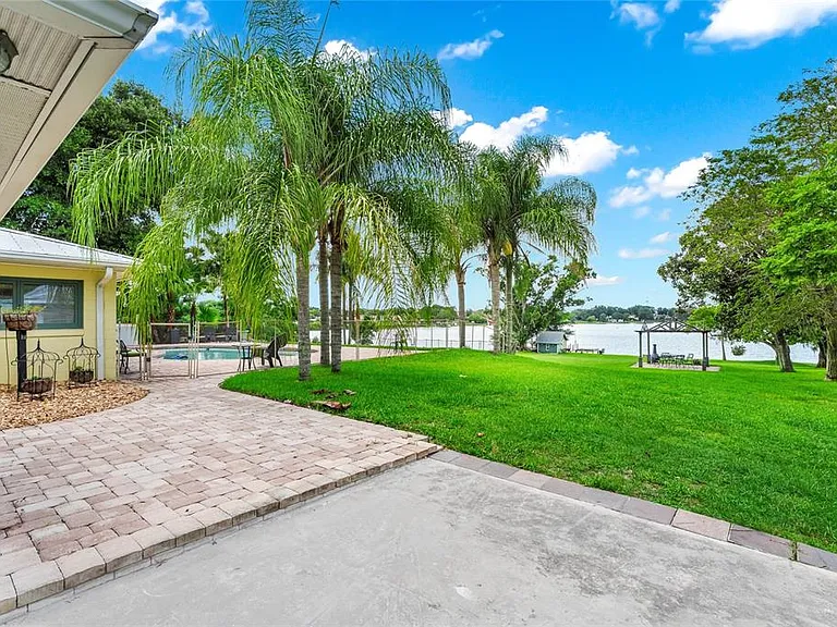 6659 Lake Cane Dr — Photo 37