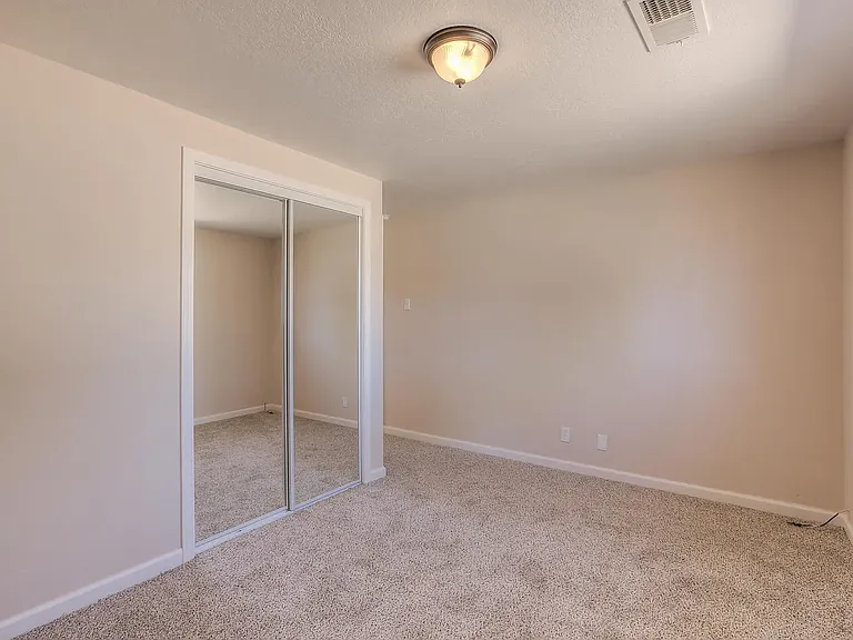 10413 Mountain Rd NE — Photo 10