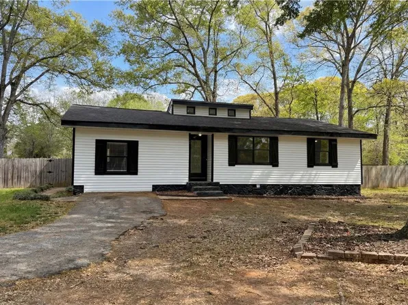 85 Hidden Forest Rd, Covington, GA 30014