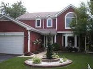 931 Waco Dr, Carol Stream, IL 60188