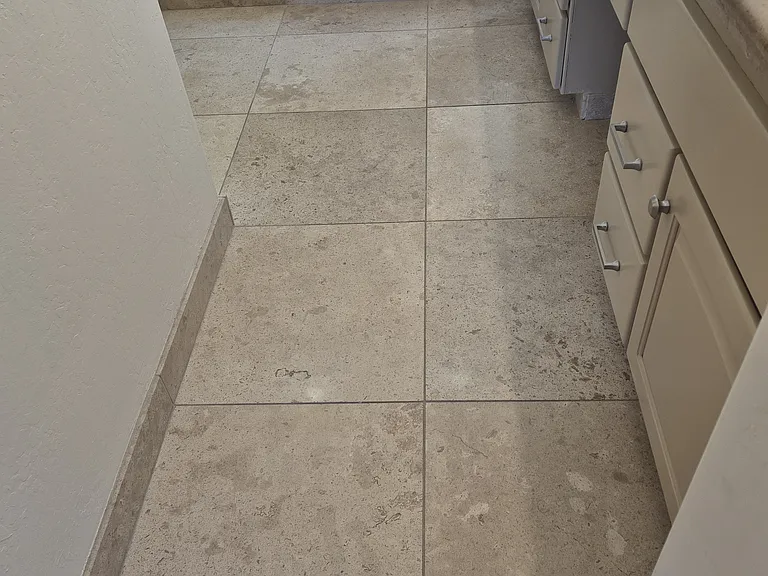 Travertine floor in the bathroom
