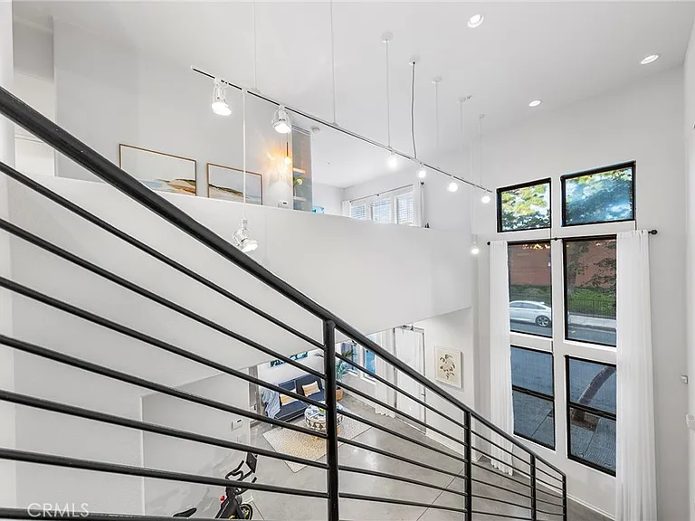 210 N Spurgeon St — Photo 20