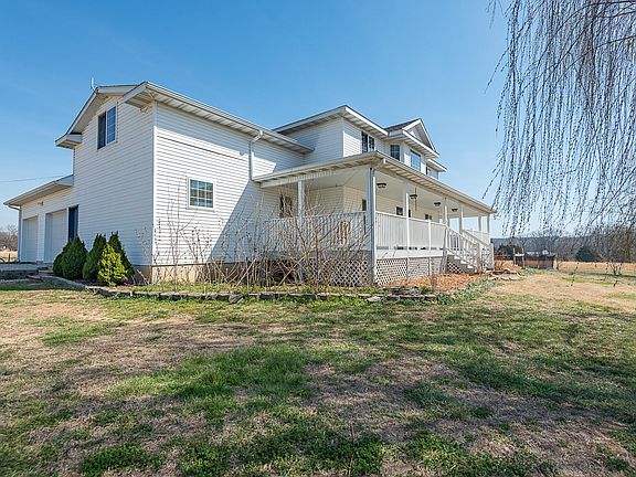 3rd image of 18877 E 1200 Road