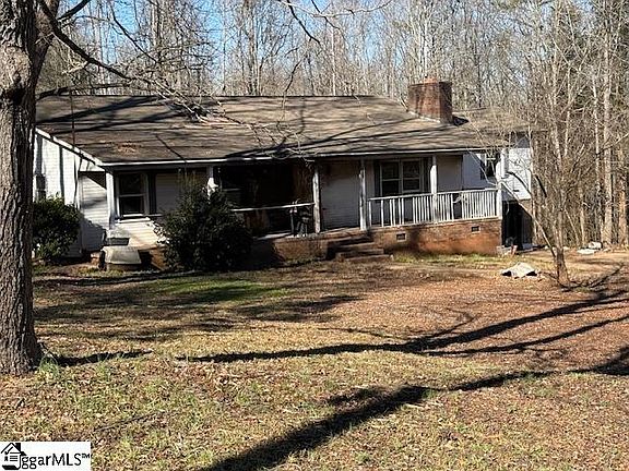 2nd image of 105 Cades Dr