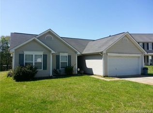 4001 Ranchview Ln, Charlotte, NC 28216