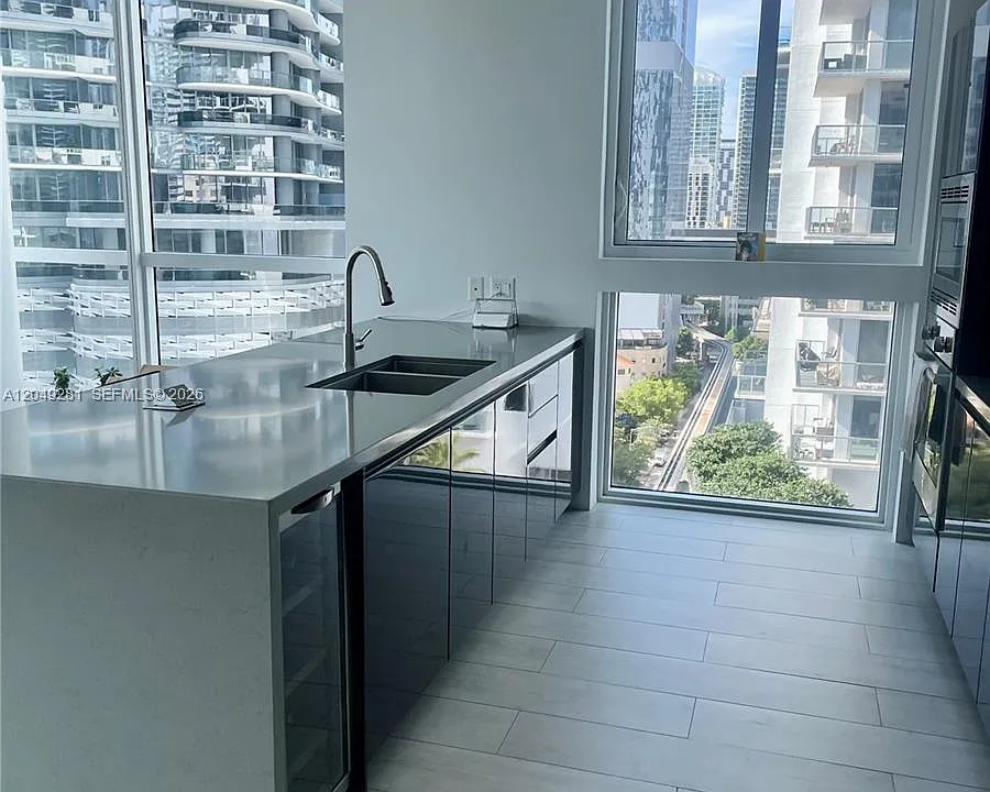 1080 Brickell Ave #1709