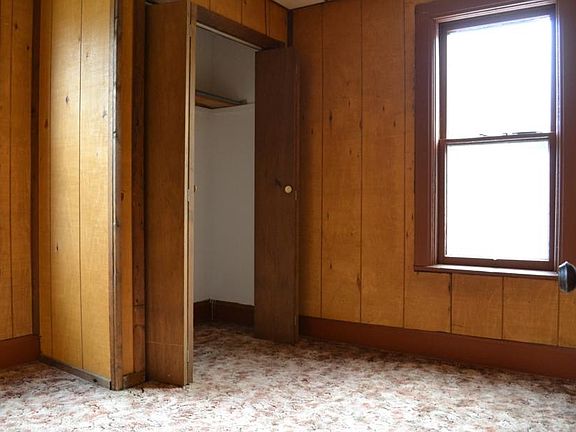 5th image of 316 Illinois St #2N