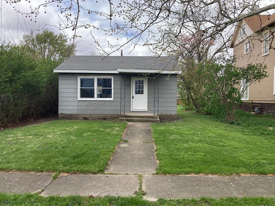1st image of 227 W Vine St