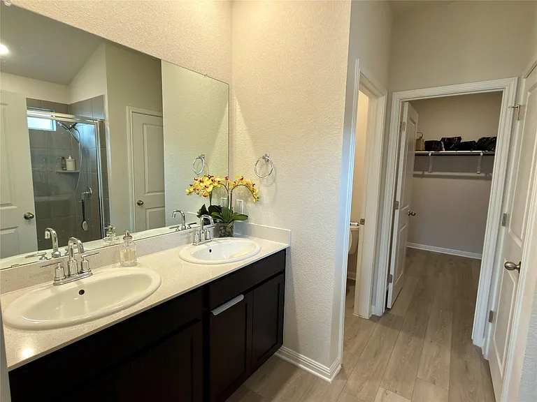 310 Fossil Dr — Photo 10