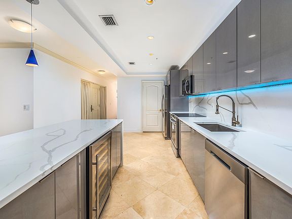 4th image of 1415 Sunset Harbour Dr APT 205