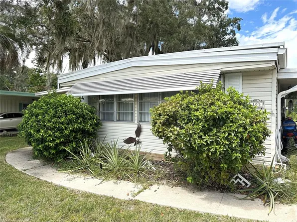 103 Tamarisk Way, Leesburg, FL 34748