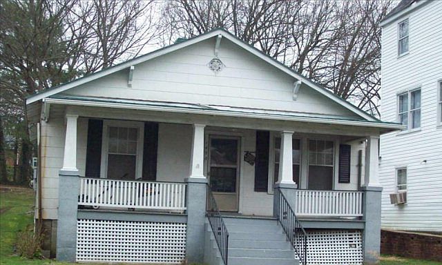 1st image of 1438 Myrtle Ave