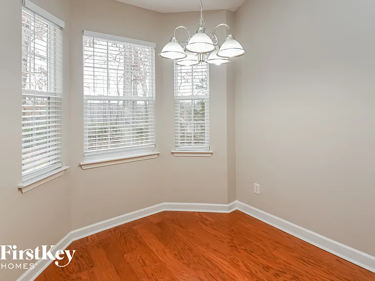 4255 Kiser Woods Dr SW — Photo 5