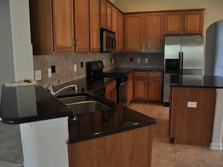 12814 Quail Creek Dr — Photo 13