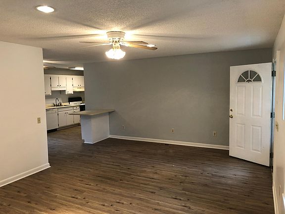 5th image of 155 Irene Dr