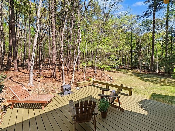 4th image of 1812 Grand Oaks Rd