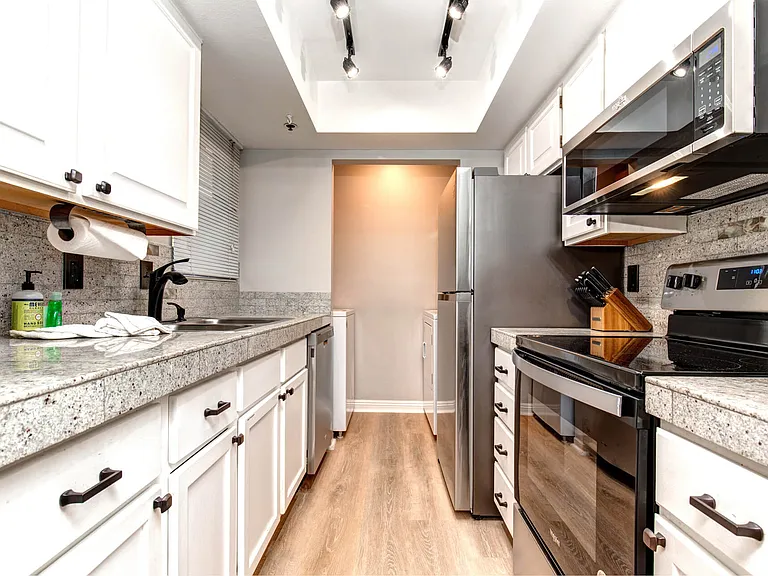 6905 N 2200 W #7B — Photo 11
