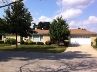 7456 W Main St, Niles, IL