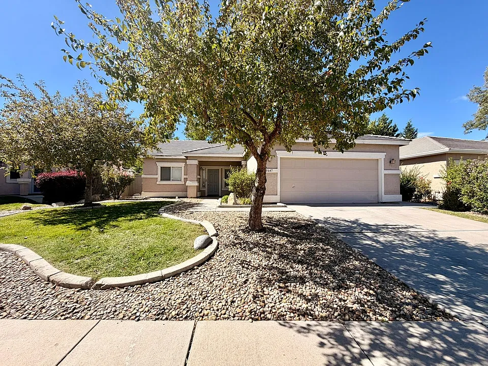 10647 Vista Bonita Ln