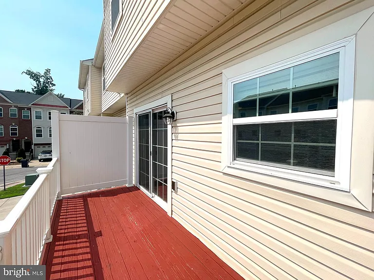 2863 Hedgerow Pl — Photo 27