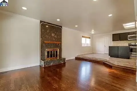 35949 Perkins St — Photo 14
