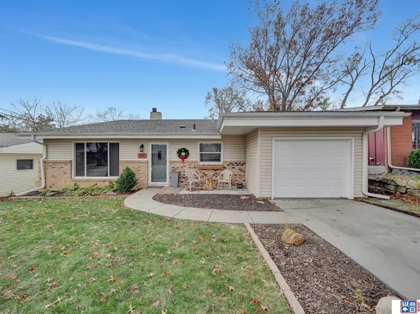 4331 S 47th St, Lincoln, NE 68516