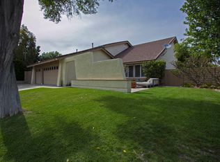 725 Cypress St, Thousand Oaks, CA 91320