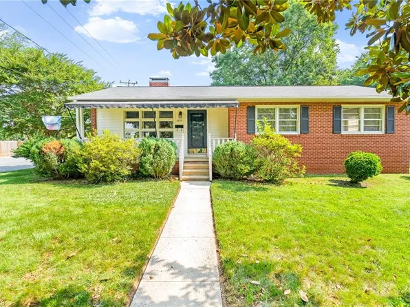 1629 Woodland Ave, Burlington, NC 27215