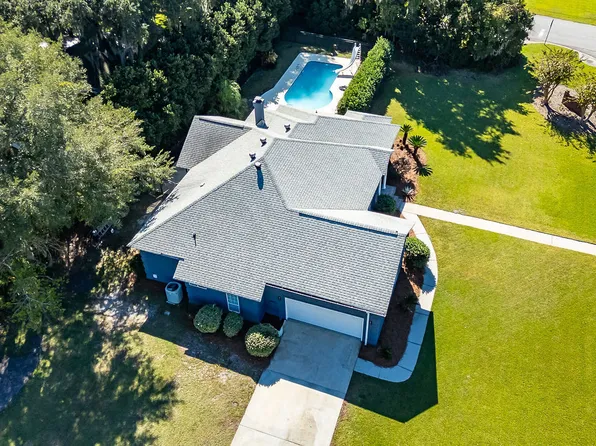 16 Glennmary Ln E, Richmond Hill, GA 31324