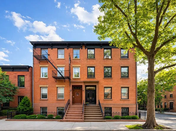 138 Kane St, Brooklyn, NY 11231