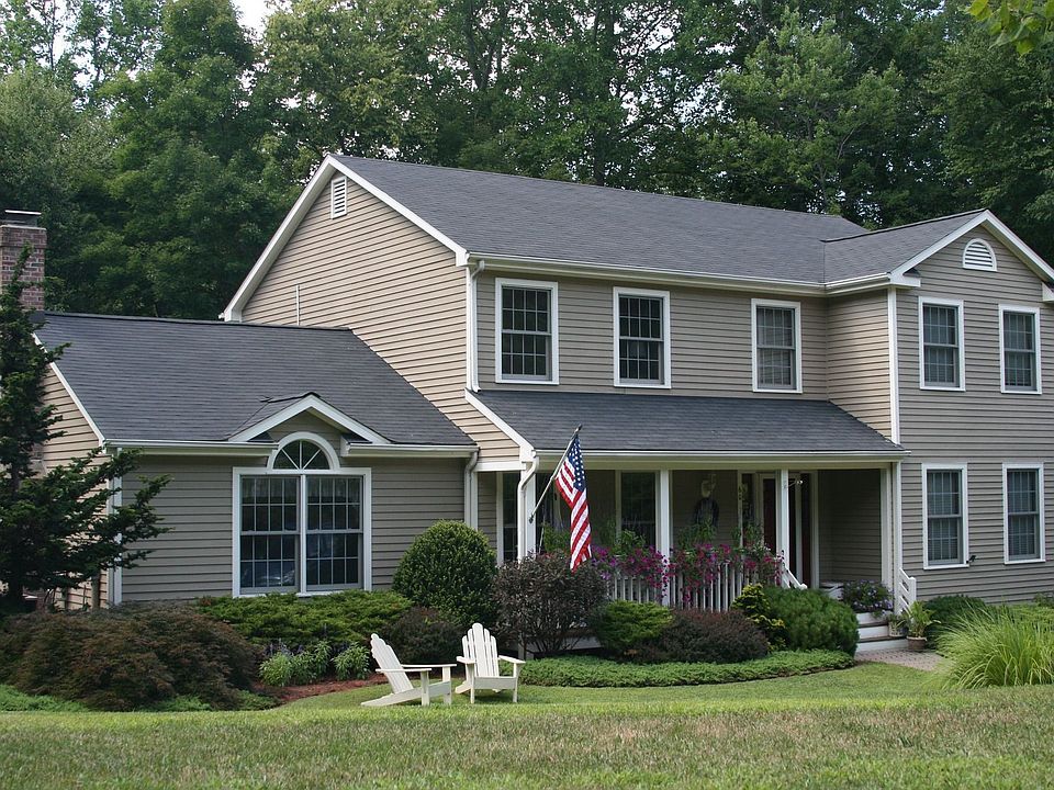 Beautiful Front Yard