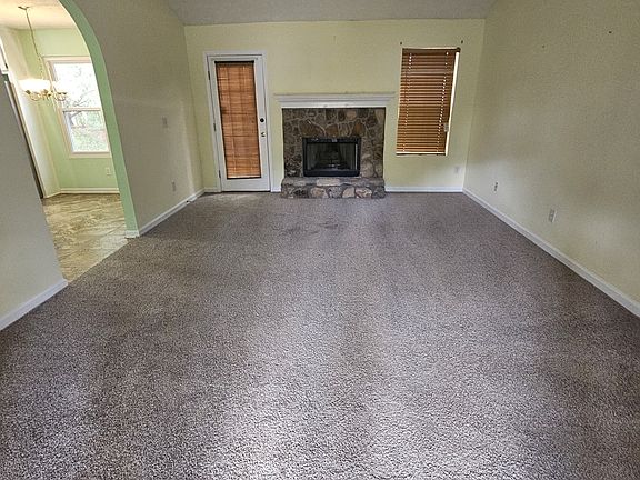 4th image of 509 Heritage Ridge Dr