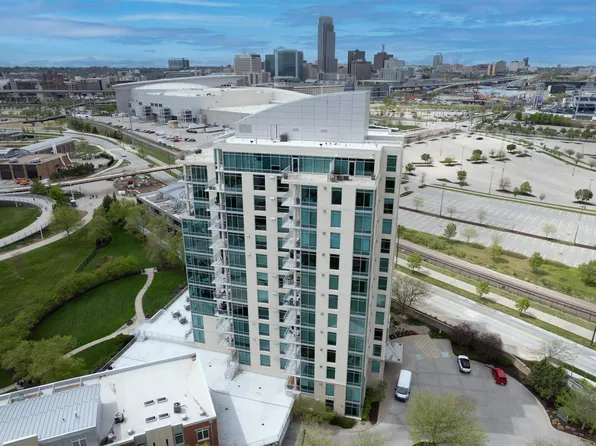 555 Riverfront Plz APT 803, Omaha, NE 68102