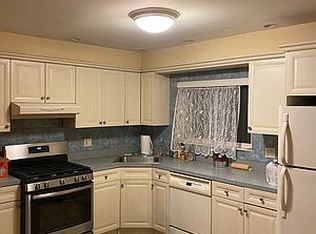 4407 Newtown Rd #1, Astoria, NY 11103