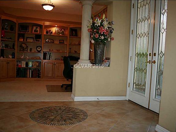 5th image of 10365 Mezzanino Ct